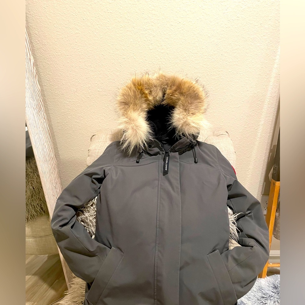 Authentic Canada Goose parka with real fur trim